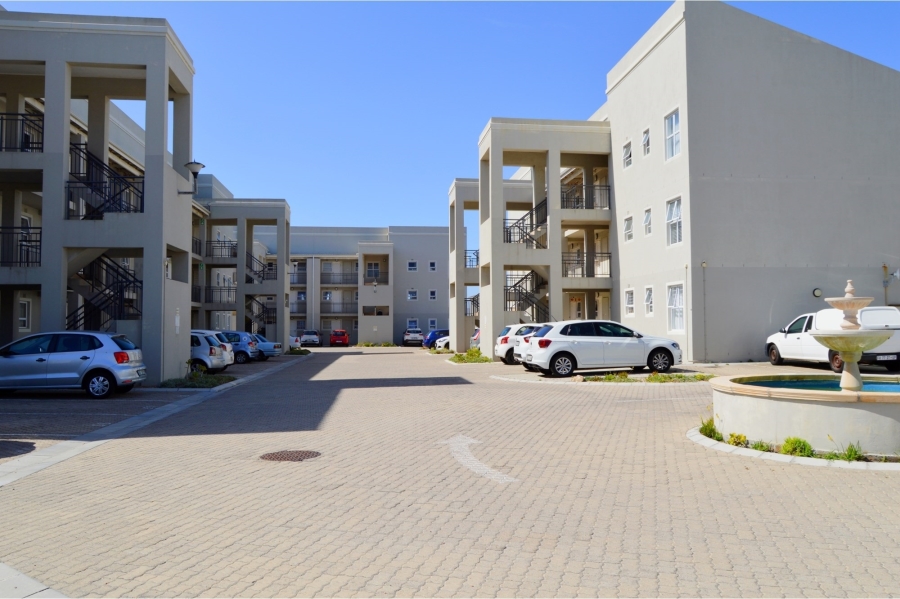 2 Bedroom Property for Sale in Costa Da Gama Western Cape